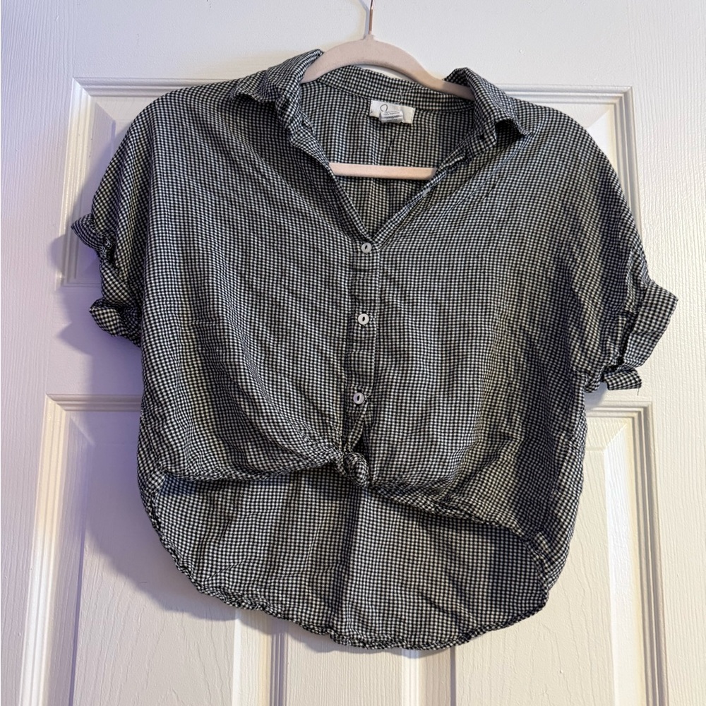 Stylish Black and White Button Down Shirt